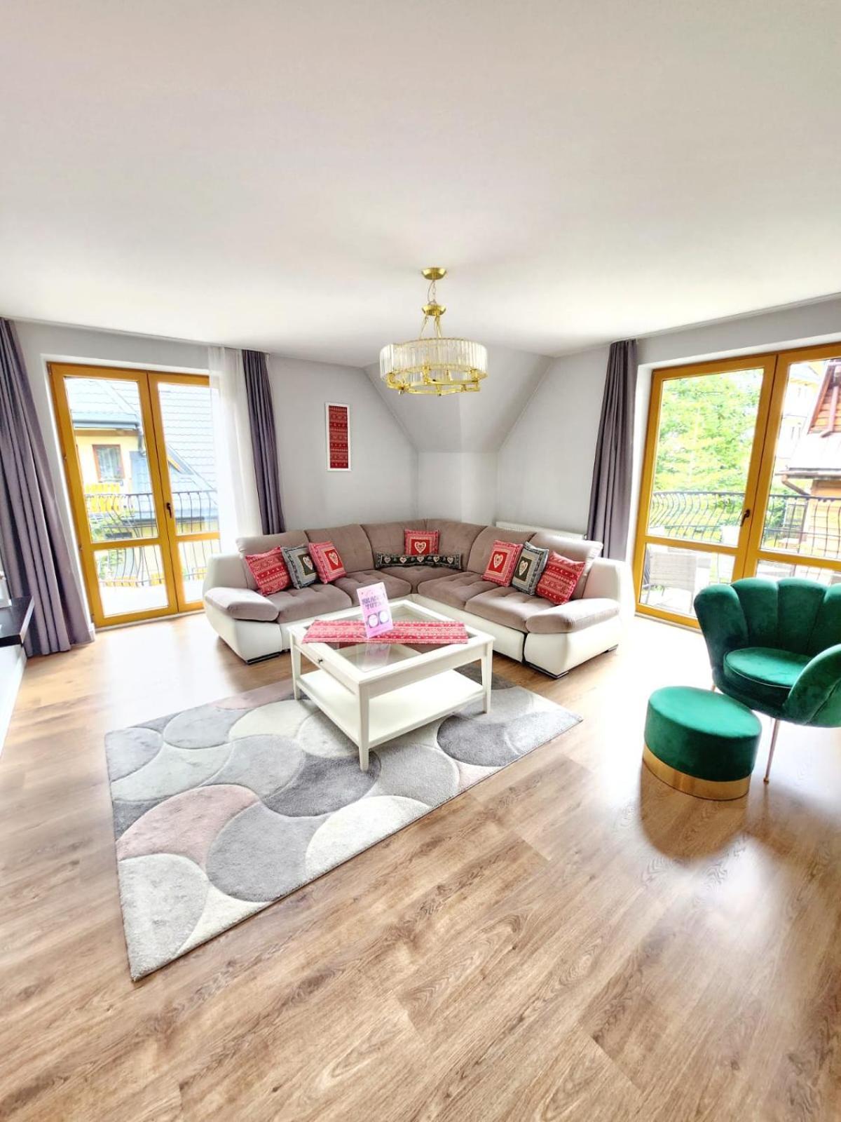 Bory6a & Free Parking Apartment Zakopane